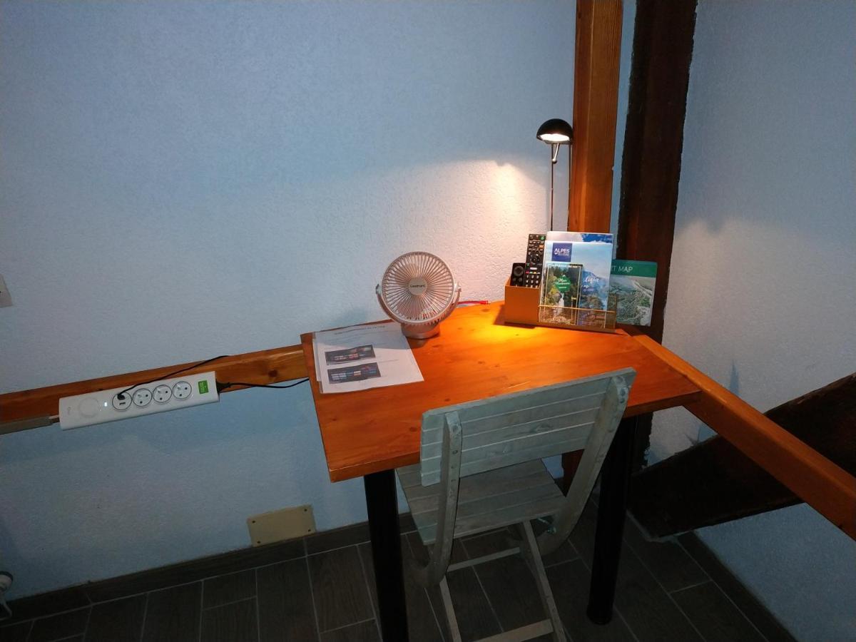 Appartement Chateau Uriage-Chamrousse Saint-Martin-dʼUriage Exterior foto
